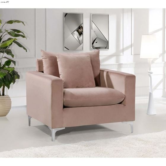 Naomi Pink Velvet Chair Naomi_Chair_Pink by Meridian Furniture 4