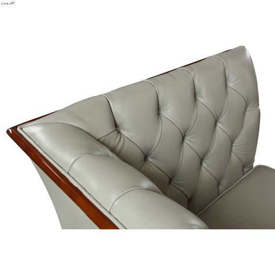 401 Tufted Grey Leather Love Seat Detail 2