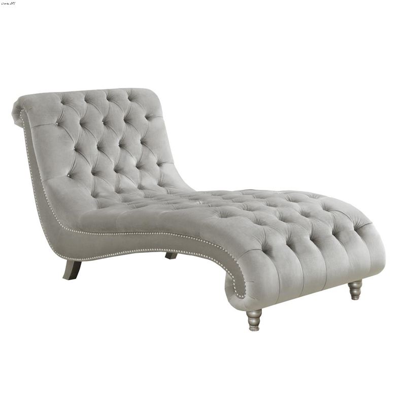 Grey Velvet Tufted Chaise With Nailhead Trim 90546